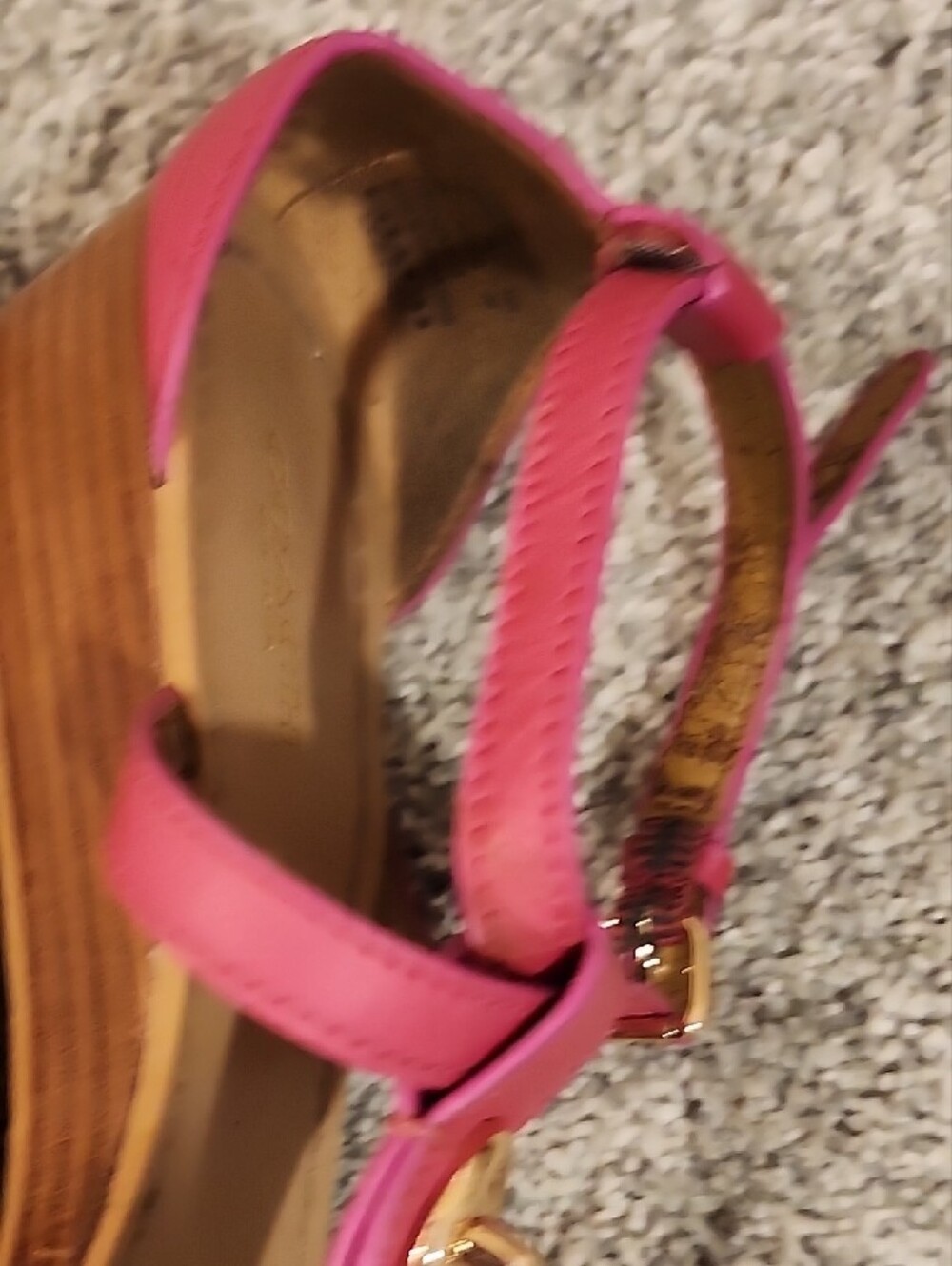 COACH Hot Pink Fuschia Leather T-Strap Sandals with Gold Turn-Lock - Picture 3 of 5